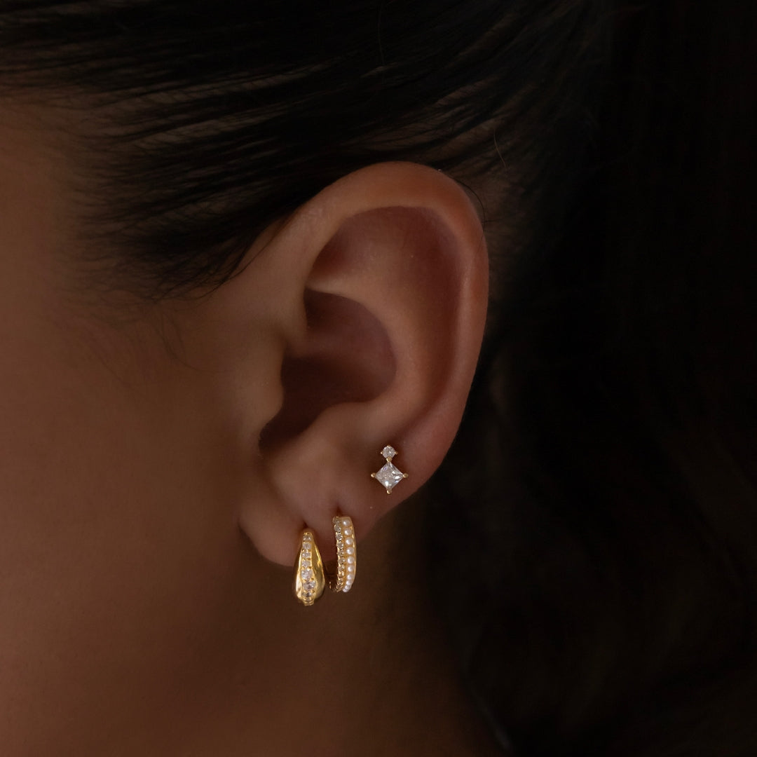 Sterling silver cubic zirconia detailing earrings in gold. Abigail hoops- Lephoria