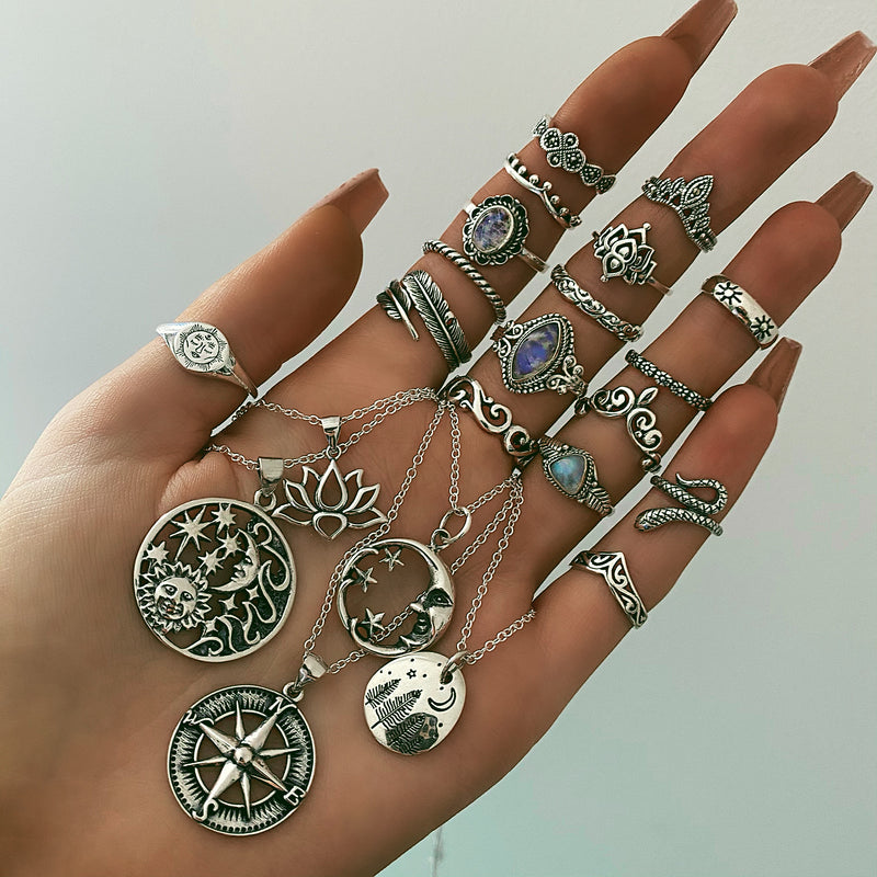 Flourish Moonstone Ring
