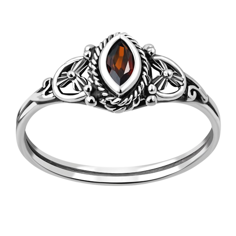 Rouge Garnet Ring